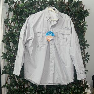 Columbia Light Gray Button-Up Shirt